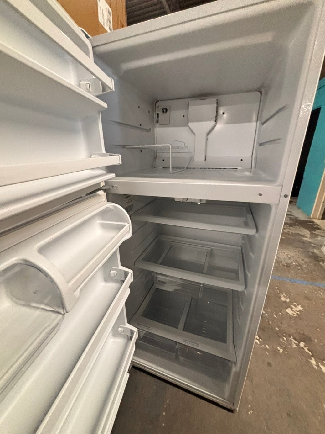 >kenmore 28”top freezer refrigerator stainless steel 28"   #RFWTT7B