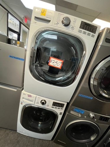 Lg front load Electric dryer 220v  and front load washer set white  stackable 27” wide  in Refurbished #WDEST2L