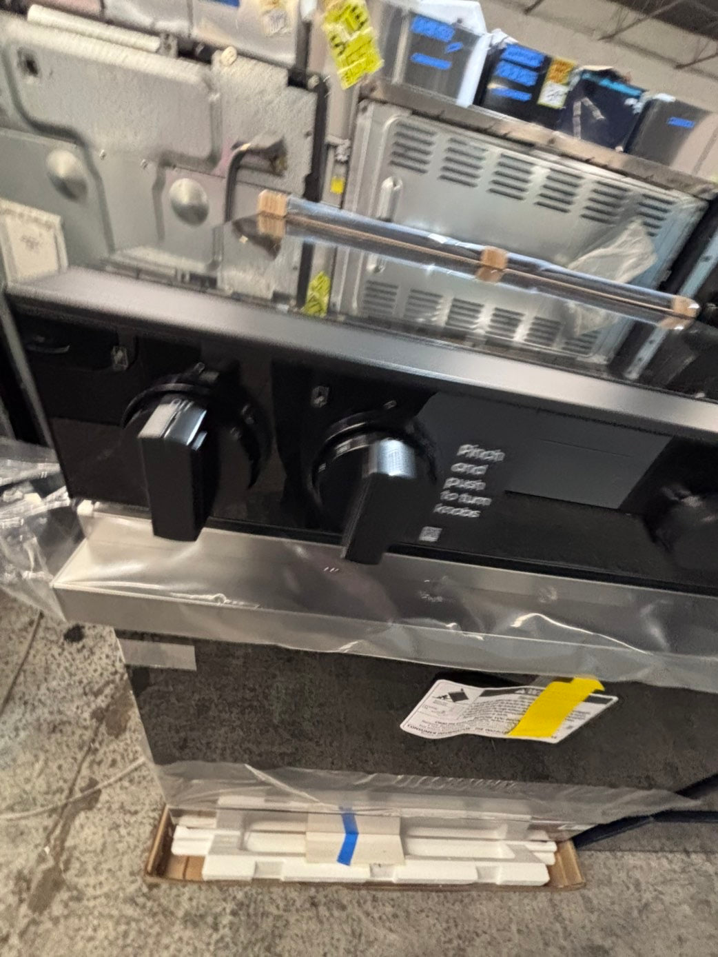 >*new open box Samsung - Bespoke 6.3 Cu. Ft. Slide-In Electric Range with Air Fry -stainless steel #NS67ZB
