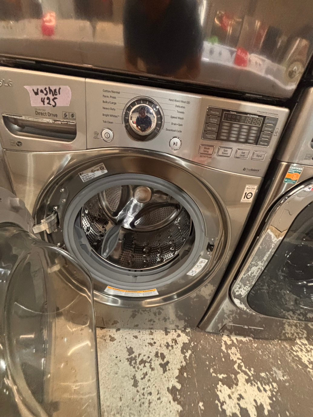 >*Used-great conditions refurbished LG steam washer 4.5cu ft & electric steam dryer 7.5 cu ft large capacity set electric 220v front load stackable or side by side - sensor dry He in silver-gray  #WXU6SET