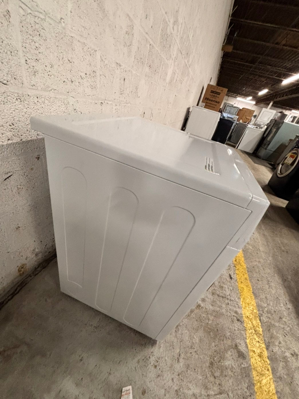 >24” Ge front load Electric Dryer 240v  white  #24GE56B