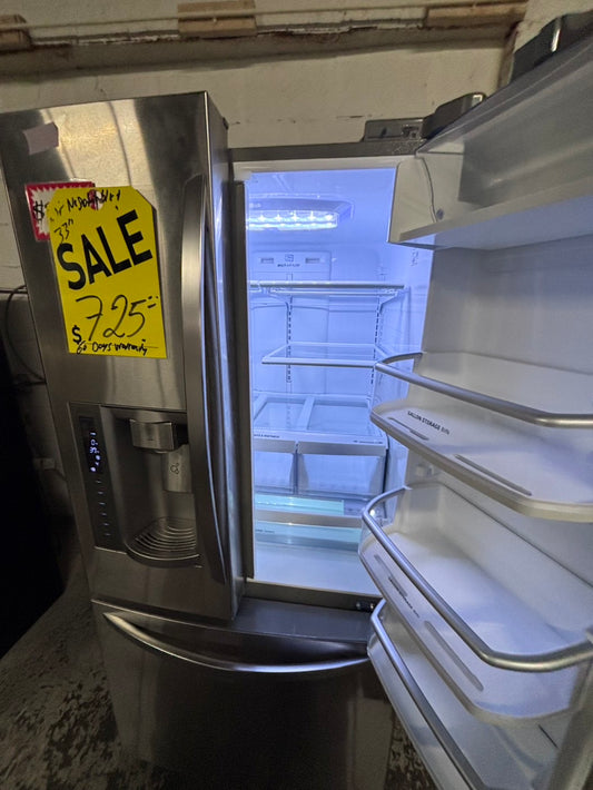 > special  🔥LG French door Refrigerator stainless steel w/ ice water dispenser 33" #RFFH57B