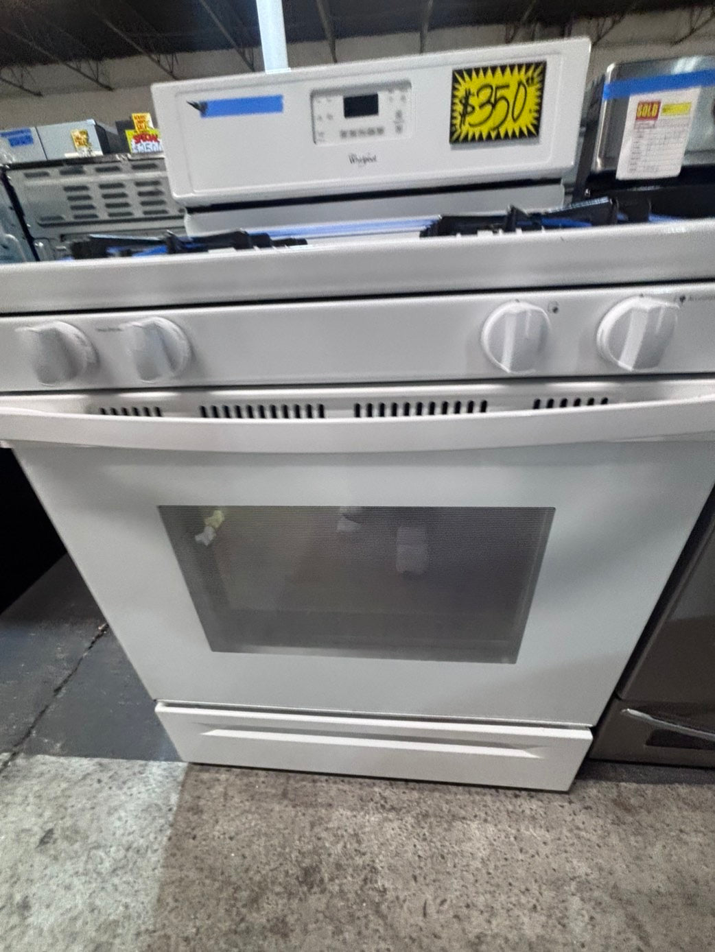 >whirlpool Gas range 4 burner bake broil Hi/Lo self clean in  white used-Refurbished 30” #WG3PR2B