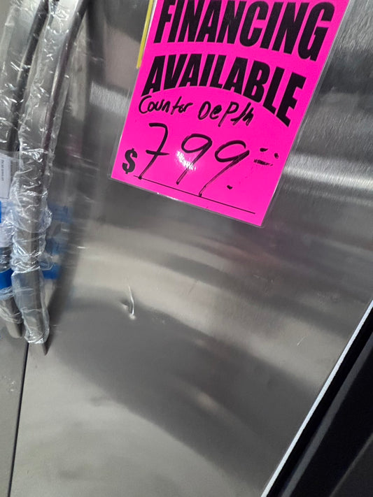 >sale💥newOpen Box 📦 | scratch & dent Frigidaire Counter Depth
36”in. 22.3 cu. ft. Side-by-Side Refrigerator in Stainless Steel with iced maker & water dispenser #FR23CBB