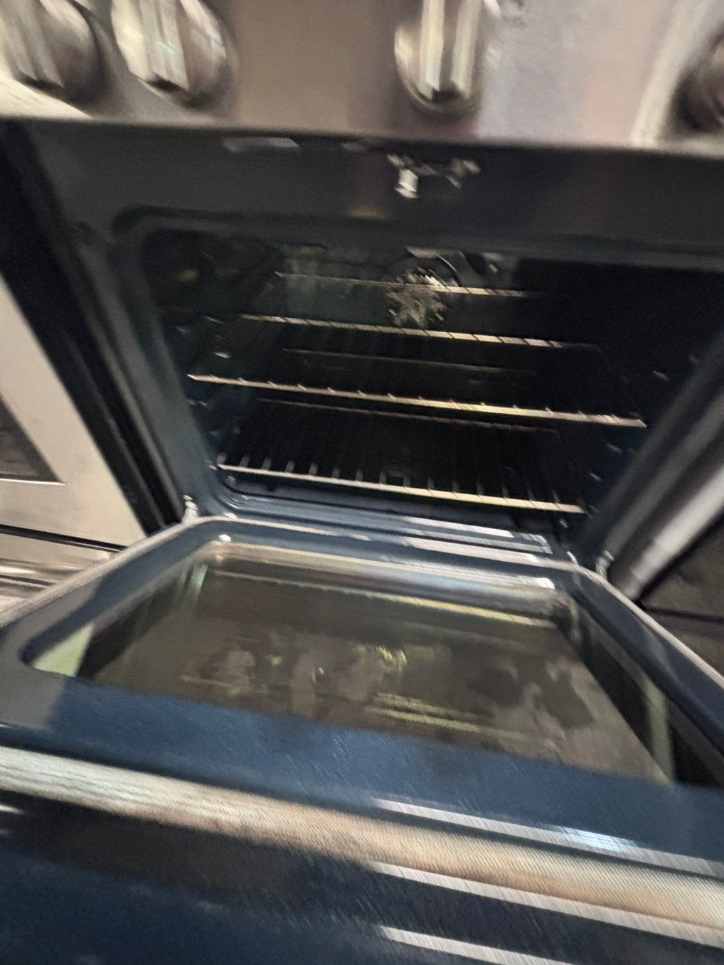 >*Sale🔥GE Gas range 5 burner convection oven bake ,broil Hi/Lo self clean in stainless steel used-Refurbished 30” #GSG996B