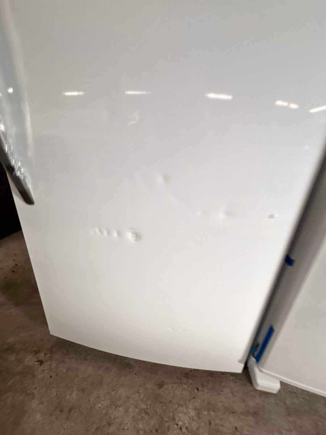 Open box 📦 scratch & dent 33’”in. 20 cu. ft. Garage Ready Freezer in White with Temperature Alarm and Auto-Close Door, ENERGY STAR #FZR43SBB
