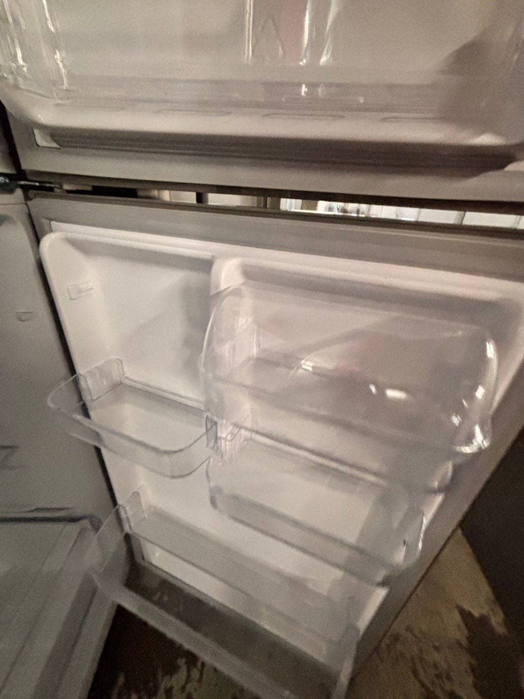 >insignia top freezer refrigerator stainless steel 24" refurbished #RF743BB