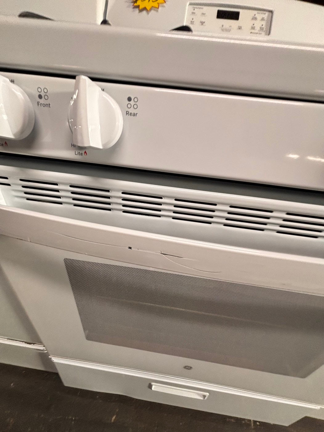 >GE Gas range 4 burner bake broil Hi/Lo self clean in white used-Refurbished 30” #GEA423B