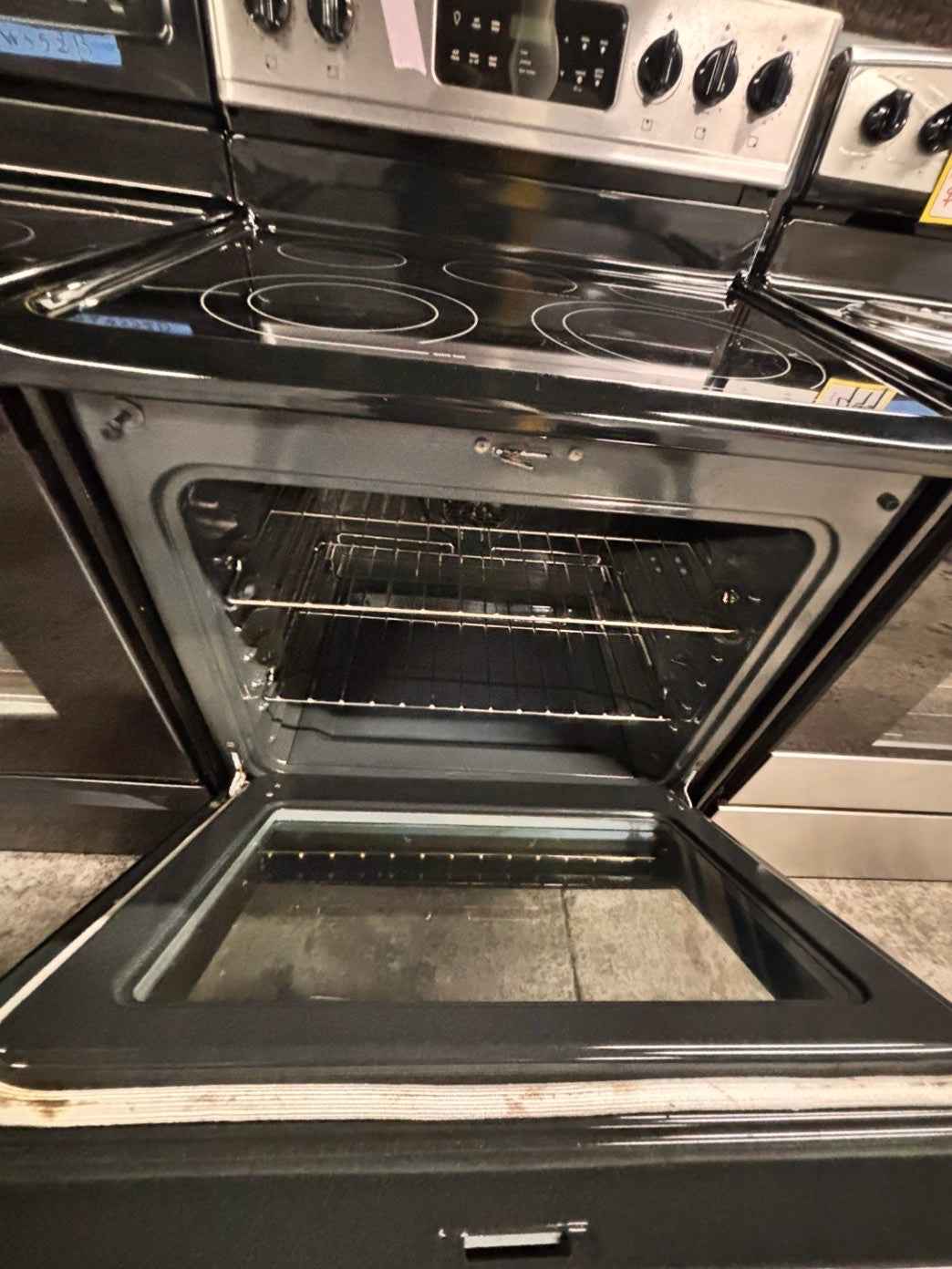 >🎈SALE🔥frigidaire Glass Top electric stove  bake /broil 5 burner convection oven,Self clean 30” stainless steel stove ,used-Refurbished   #EEF5ZAB