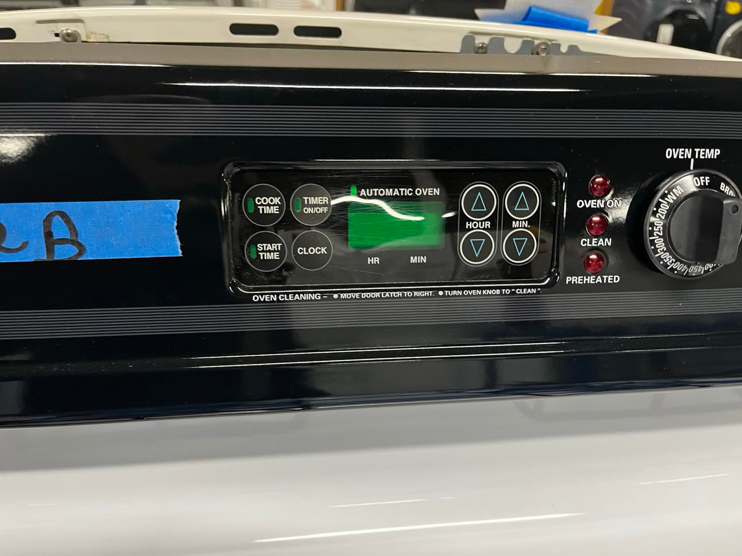 🎄Holidays Sale 🎁 GE Gas range 4 burner bake broil self clean in black & white  used-Refurbished 30” #GR932B