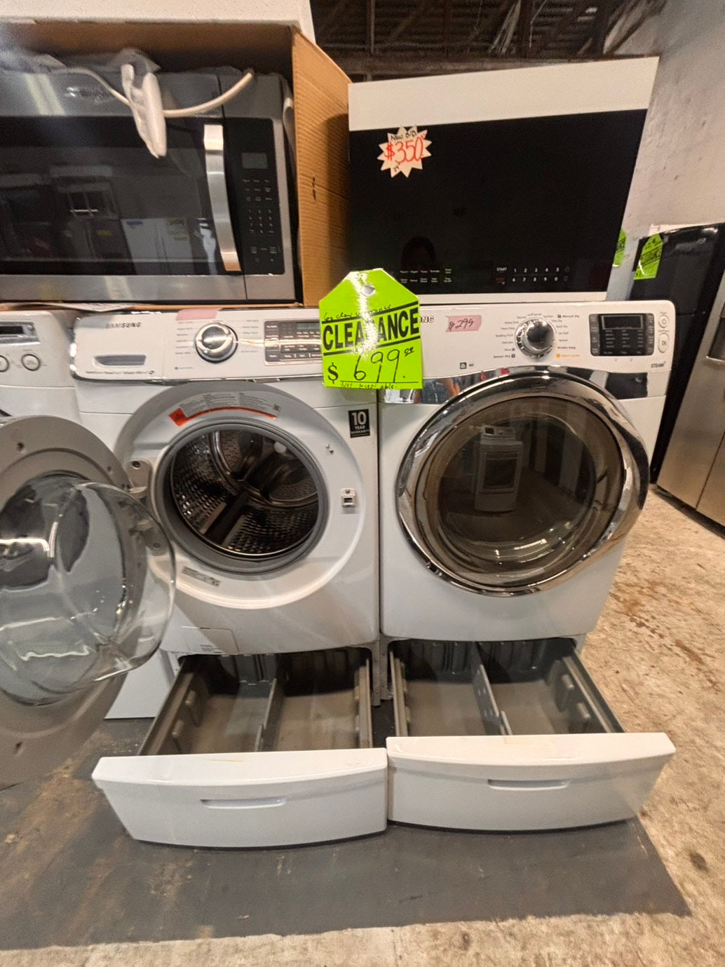 >used- refurbished Samsung mix & match front load washer & dryer set  electric 220v large  capacity with pedestals in white  color 27” #ES5AV7B