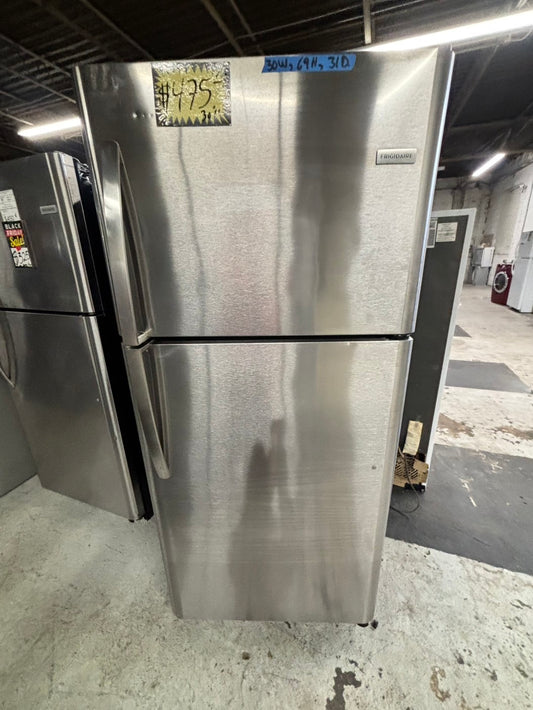 * Frigidaire  stainless steel 21cu.top ft .      top freezer refrigerator in stainless steel ,no ice maker 30" #RF2173B