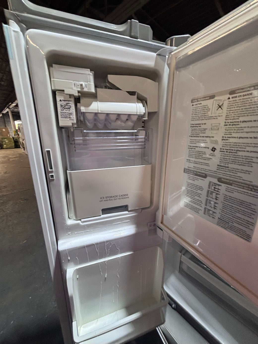 } Kenmore 33” x 68.1/2 h wide doors French door Refrigerator  w/ ice water dispenser inside #FDK33H38B