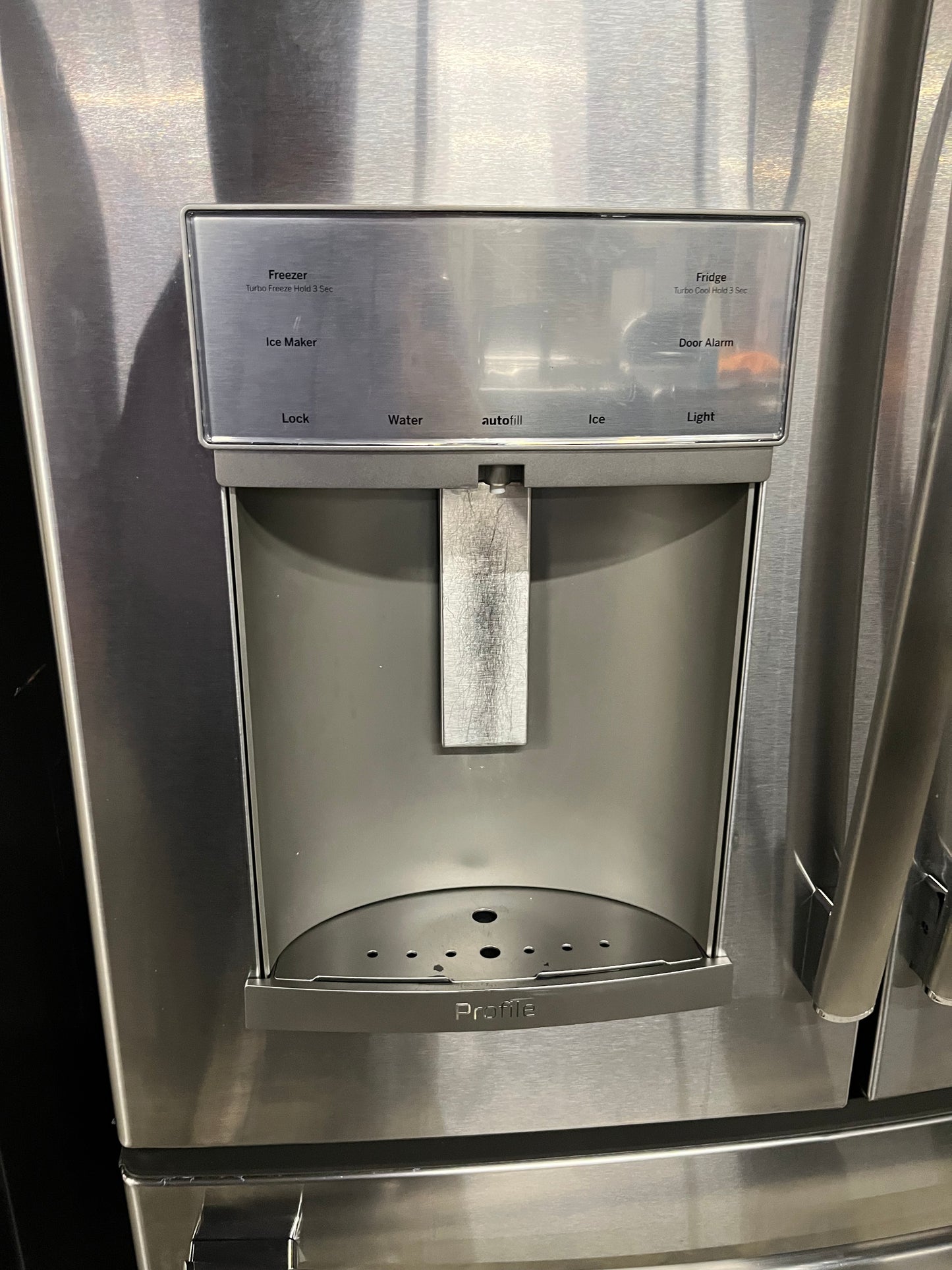 *Used | Refurbished GE profile 36” 28cu.ft. French door refrigerator stainless steel w/ice water dispenser 36" stock number #RF280B