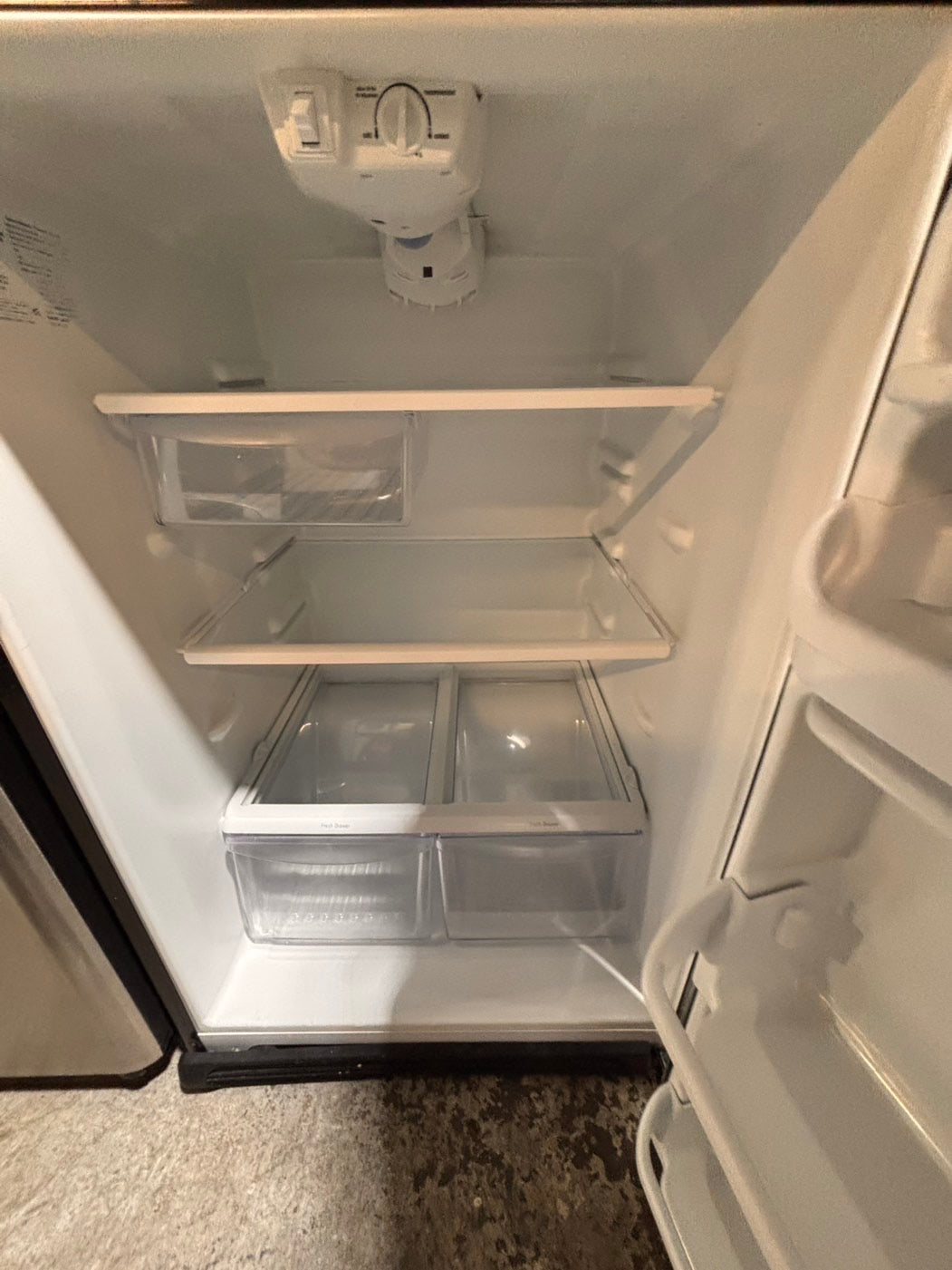 >*frigidaire  top freezer refrigerator stainless steel used-refurbished 30"x 681/2h #RFF21RB