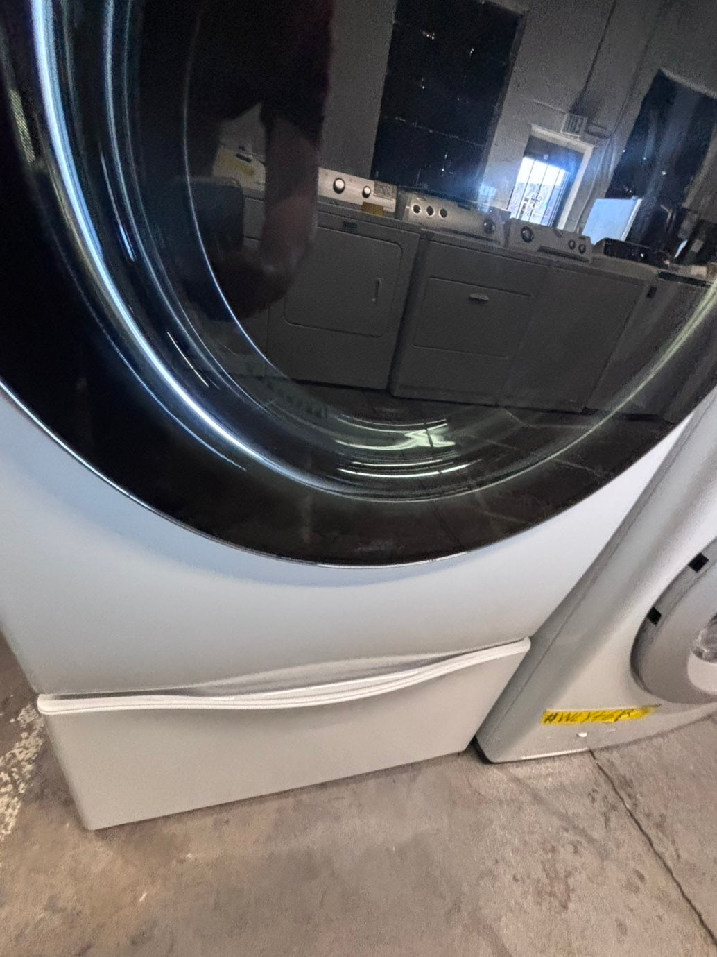 >*LG white Dryer electric 220v in front load w/pedestal extra storage stainless steel drum large capacity 27" refurbished #EGLY1XB