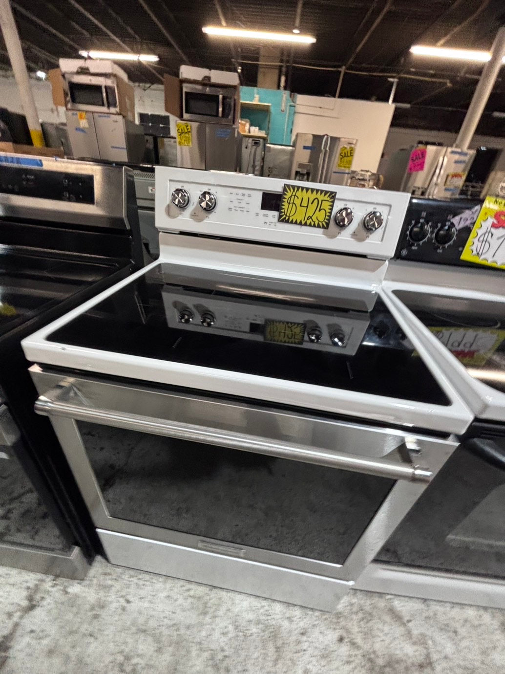 >*kitchen Aid electric 220v glass top range bake Broil roast self clean white color  30" Refurbished #EKAT23B