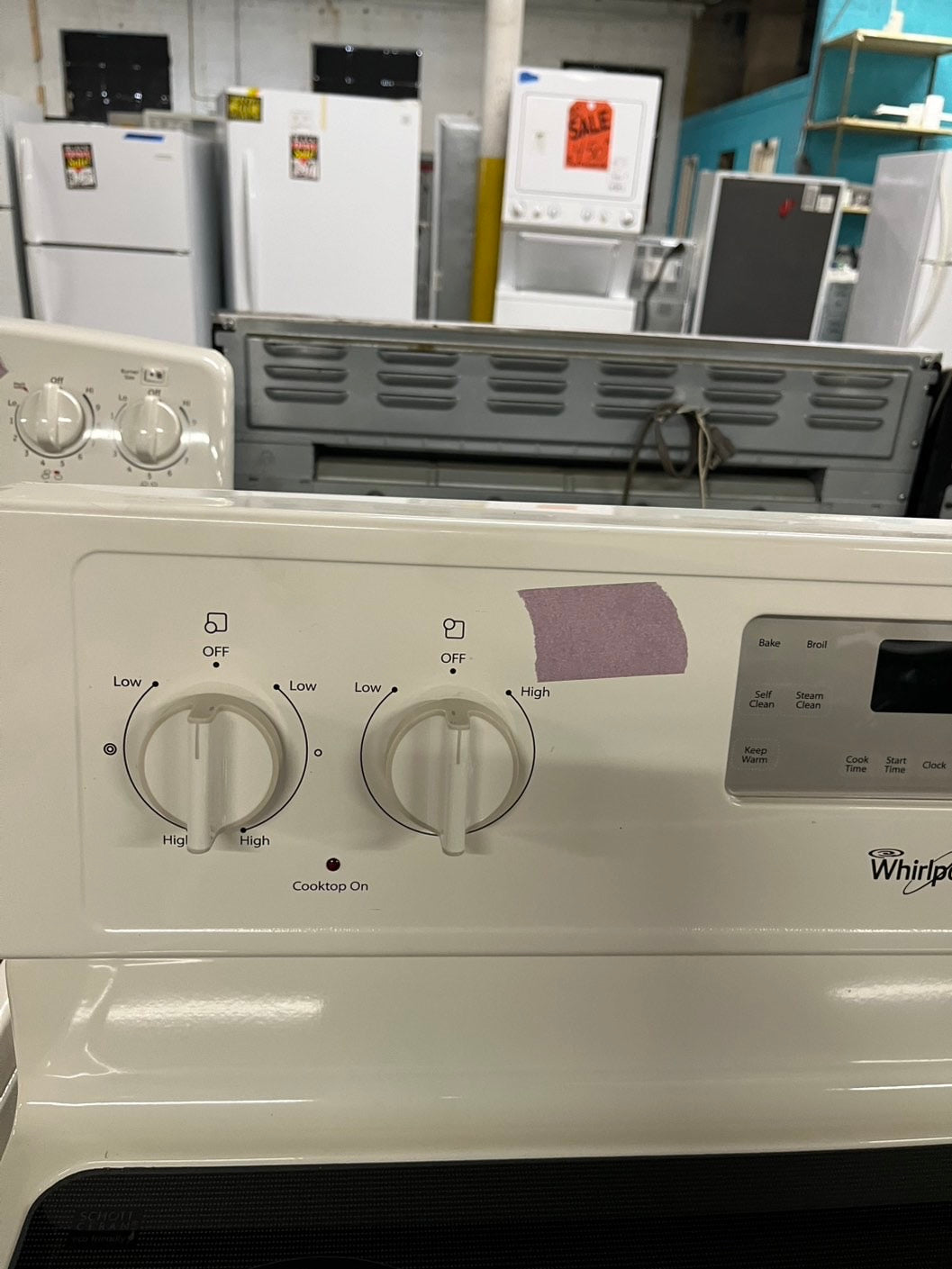 - Whirlpool electric range 4 burner bake broil frozen bake in Self clean off white  30” #ELWP4B