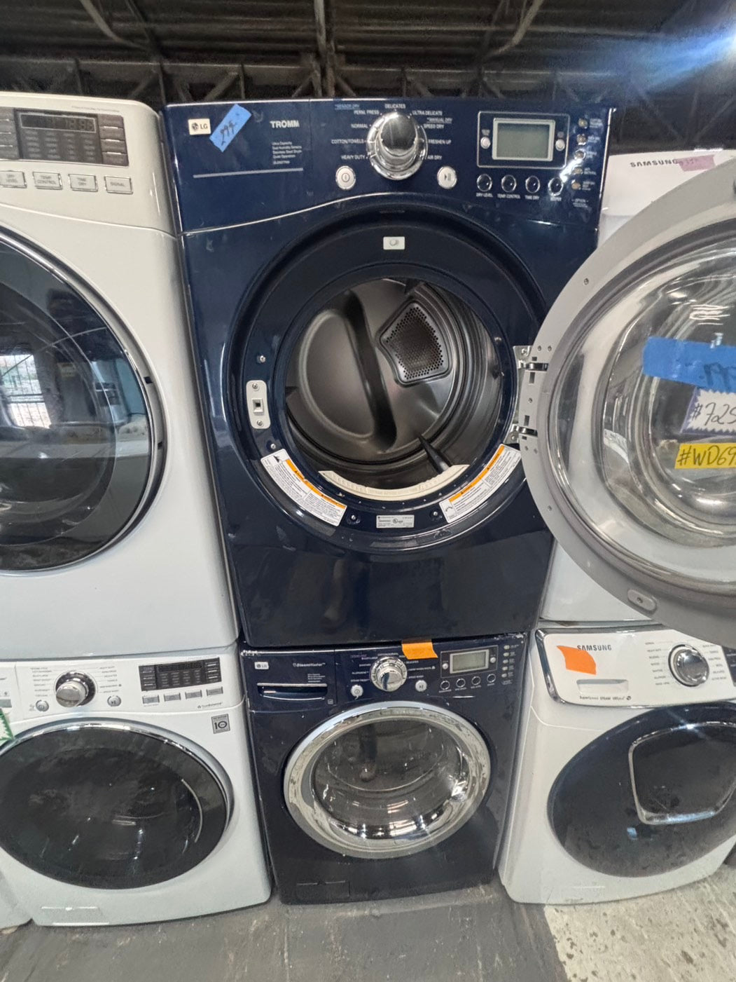 } special🎉LG  washer & dryer set electric 220v front load stackable or side by side - sensor dry , working 💯  with warranty , in navy blue color   #SPO17SET