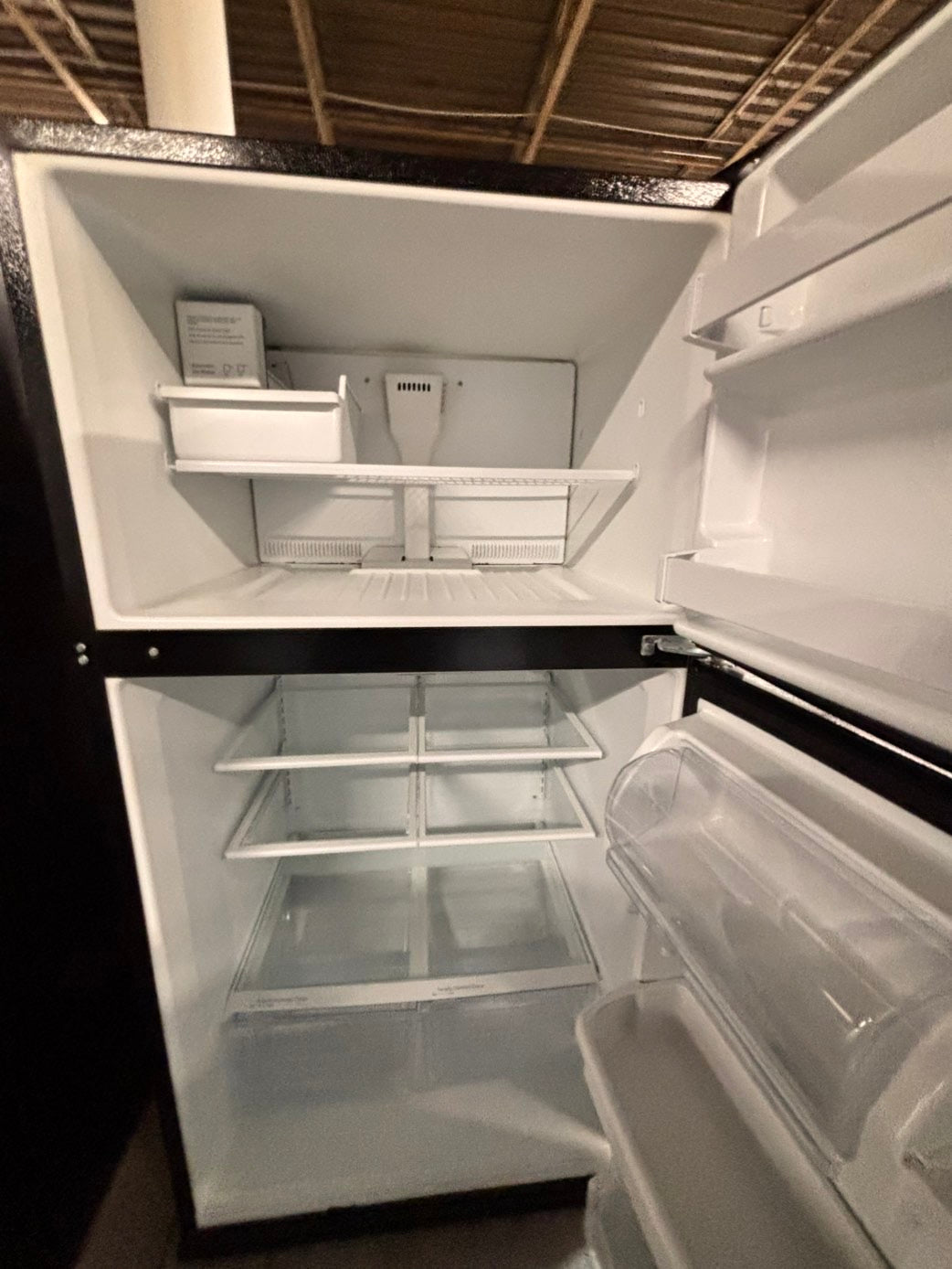>whirlpool 33” Top freezer fridge  with ice maker inside , black used-refurbished #RFZC2B