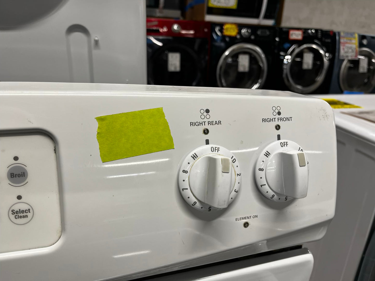 Kenmore electric 220v range 4 burner self clean in off white 30” Stock number #RE8935BB