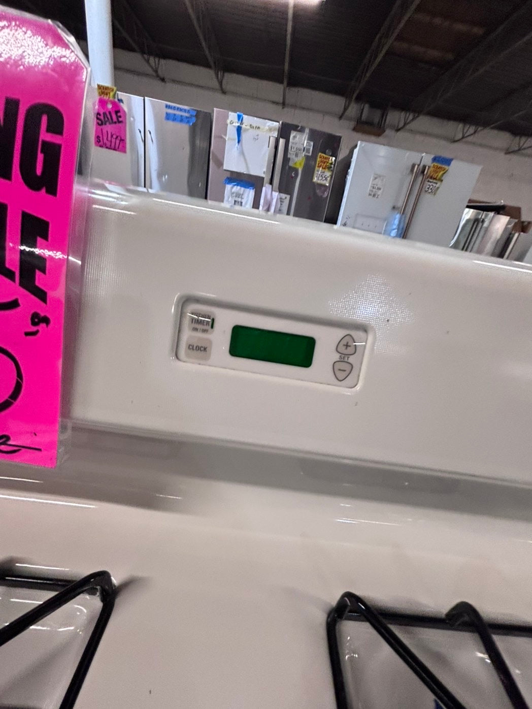 >*sale🔥GE  Gas range 4 burner bake broil Hi/Lo self clean in  white used-Refurbished 30” #G2T2D2B