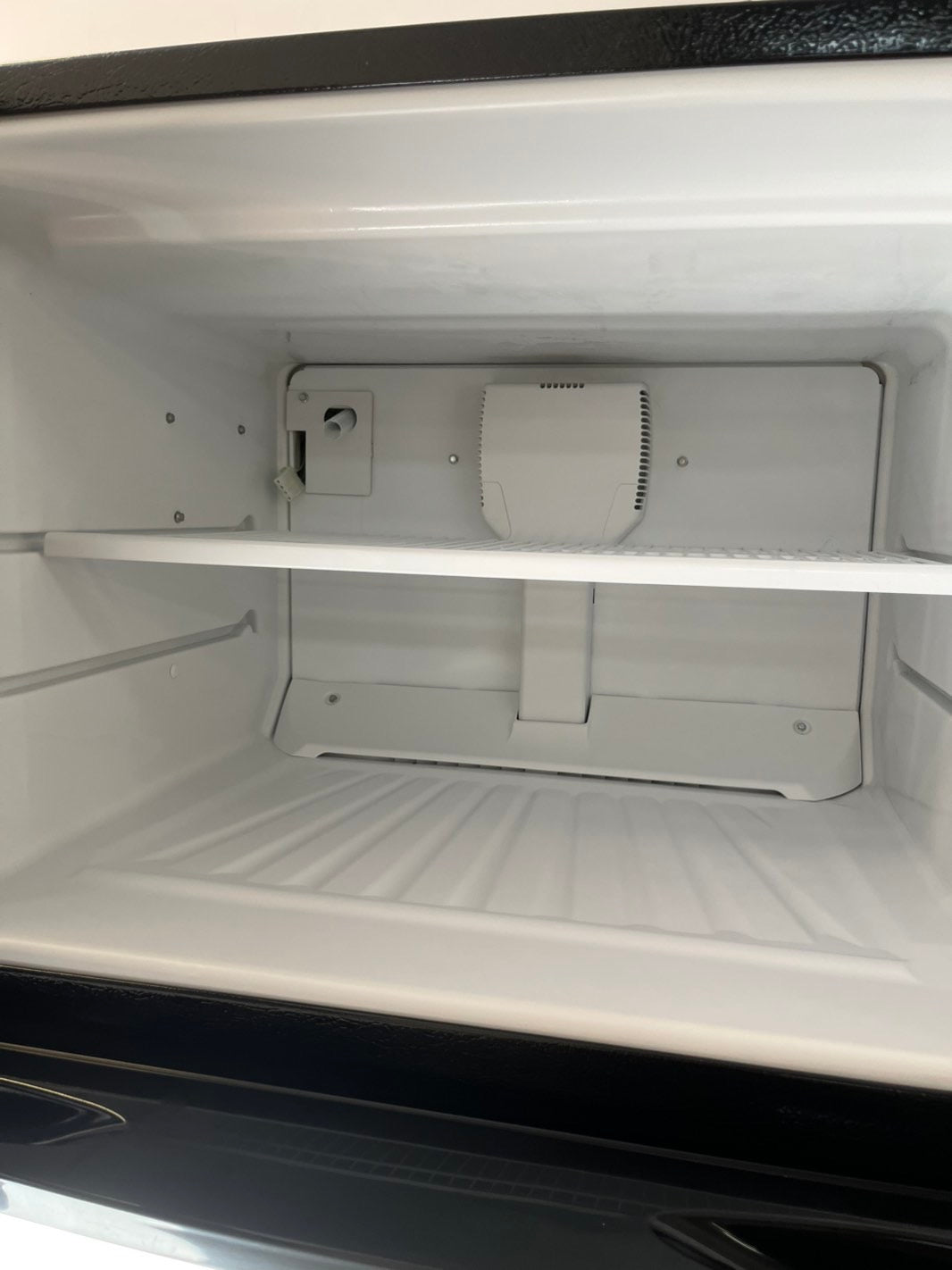 - Whirlpool top freezer refrigerator stainless steel 28" #RF79ML