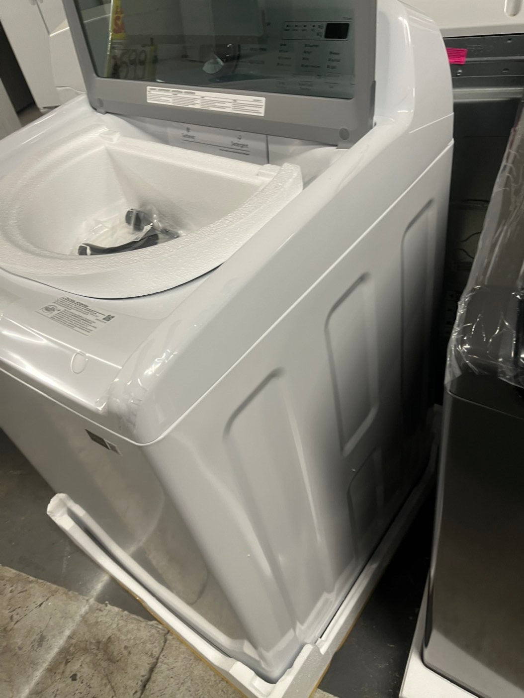 *Open box 📦 New S/d Samsung 4.5 cu. ft. Top Load Washer with Vibration Reduction Technology white 27” #SAM23B