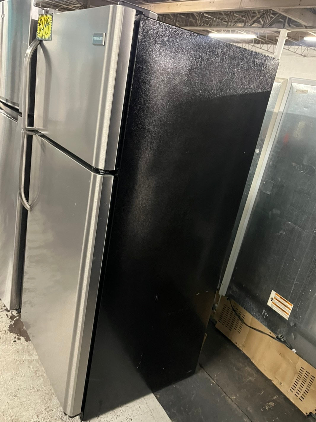 FRIGIDAIRE 30” stainless steel TOP FREEZER REFRIGERATOR | 30" 21.cu.ft USED-REFURBISHED /item number #RF20KB