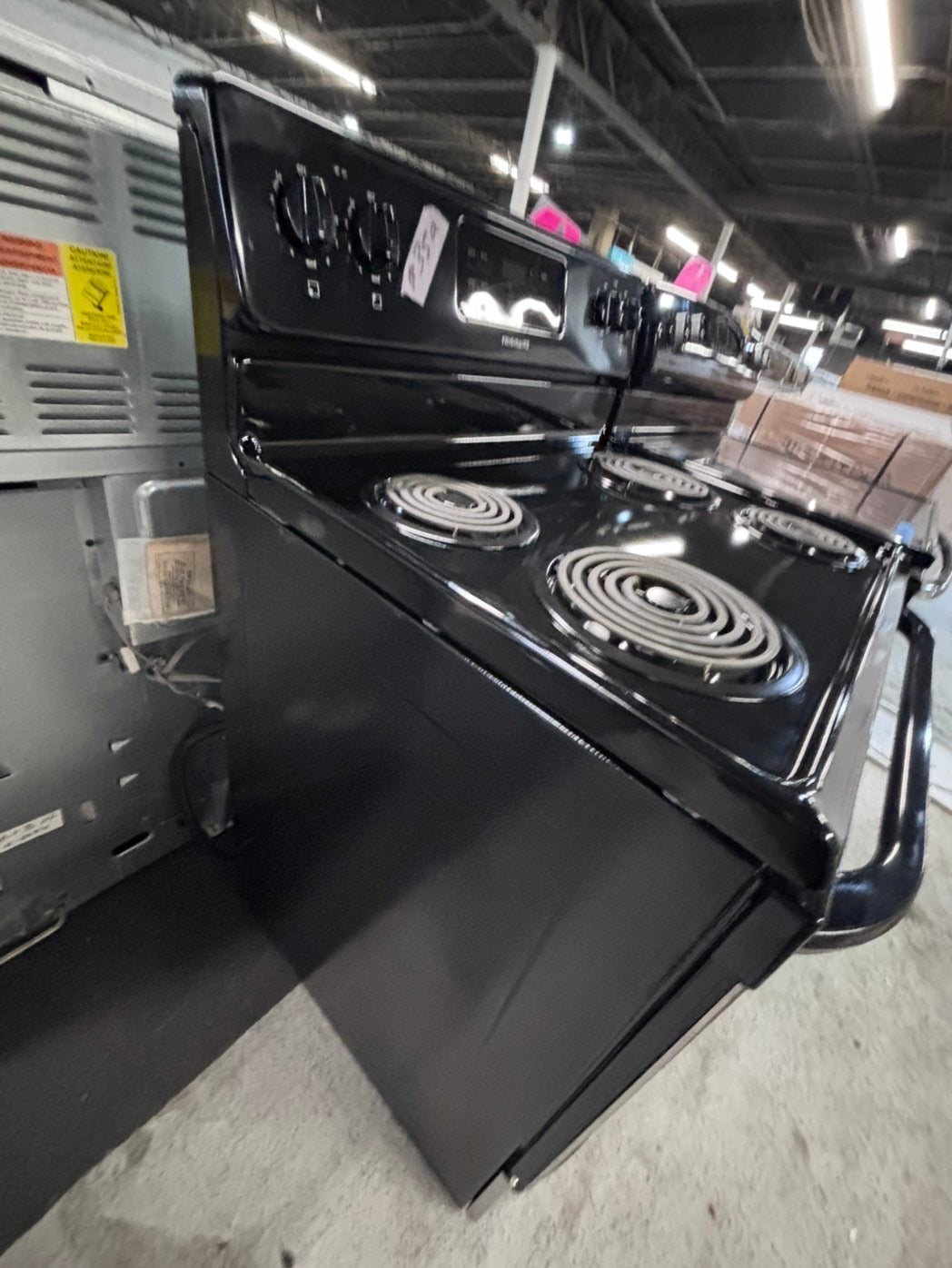 >*frigidaire stainless steel & black electric coil top range coil 220v bake /Broil 4 burner used-Refurbished  great condition 30" #ESZ5Z1B