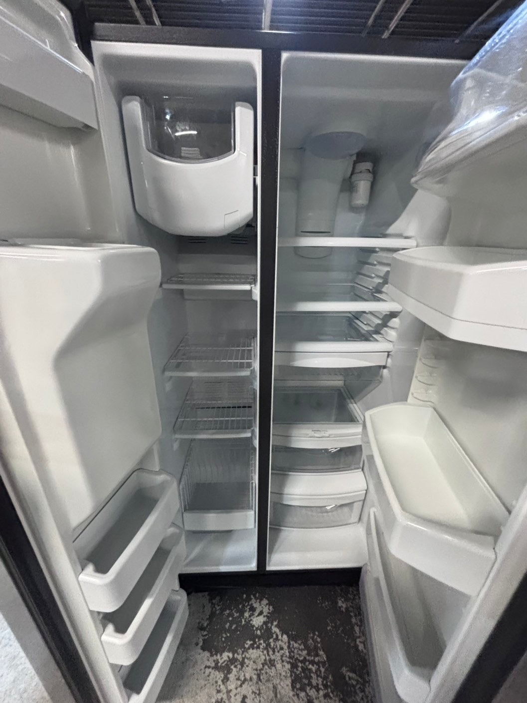 >*36” x 69h GE side by side Refrigerator and freezer stainless steel w/ice water dispenser 36” #AR29A3B