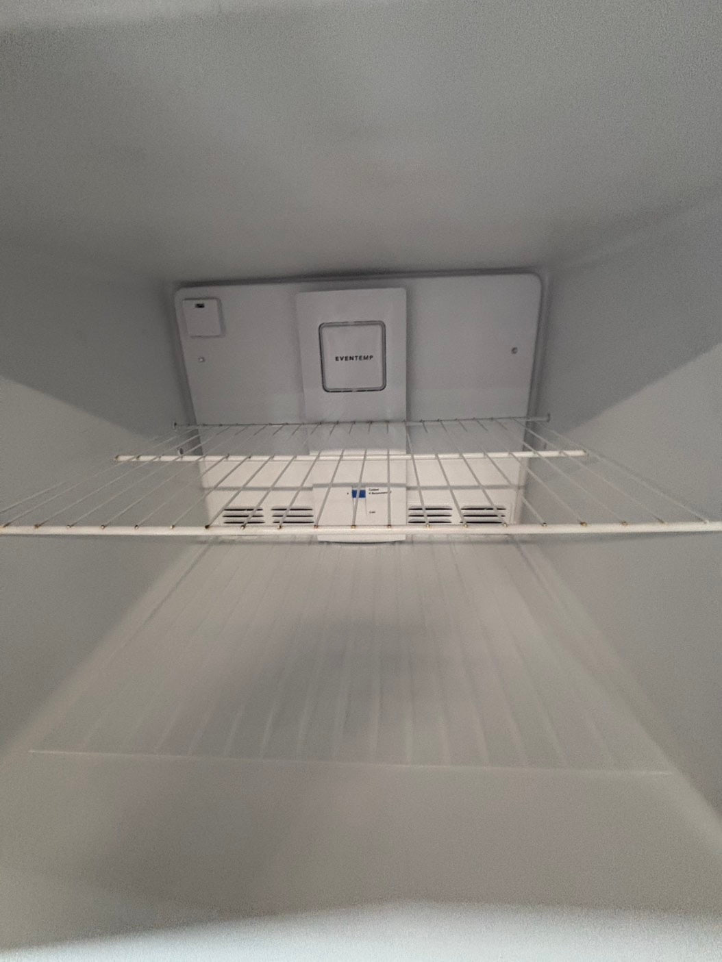 >>Frigidaire 21cu.ft -top freezer refrigerator stainless steel -used refurbished 30” #RFP16B