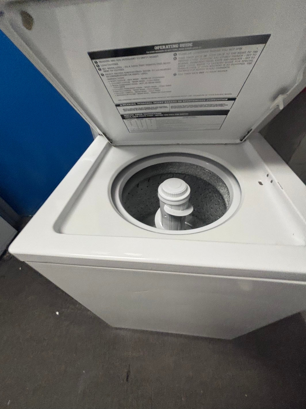 >Kenmore stacked laundry center Electric 220v washer & dryer set used -in white 24" #LC811L