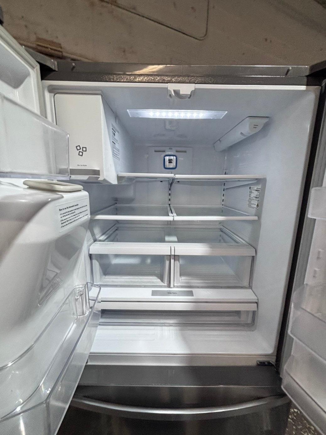 >*special🔥36”kenmore  French doors  fridge  stainless steel (ice maker  doesn’t work) only water 💦 dispenser works !doesn’t affect on the others functions. 36” #KE24WWB
