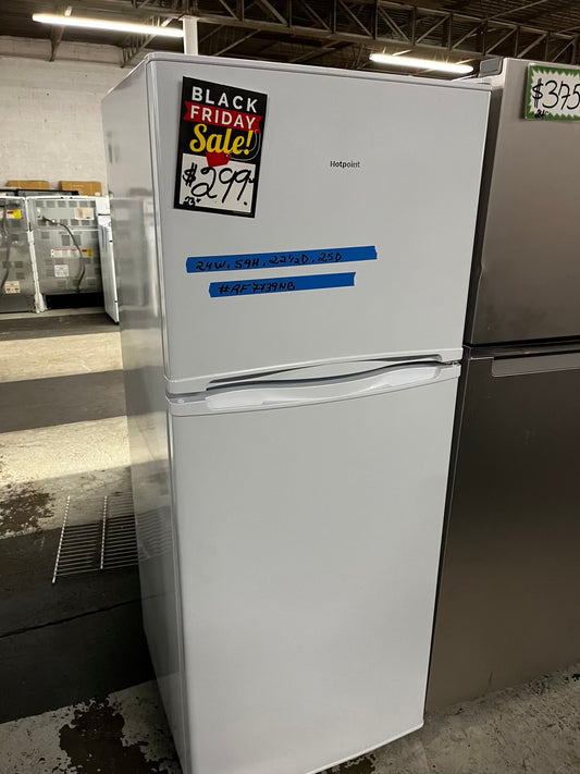 ~ Used | Refurbished Hotpoint top freezer refrigerator 24" #RF7739NB