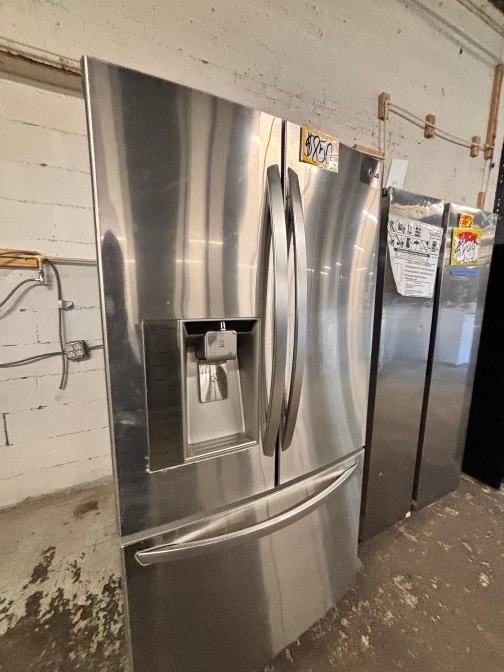 >LG  French door Refrigerator full size  stainless steel w/ ice water dispenser great condition 36" used-refurbished #KVT33ZB