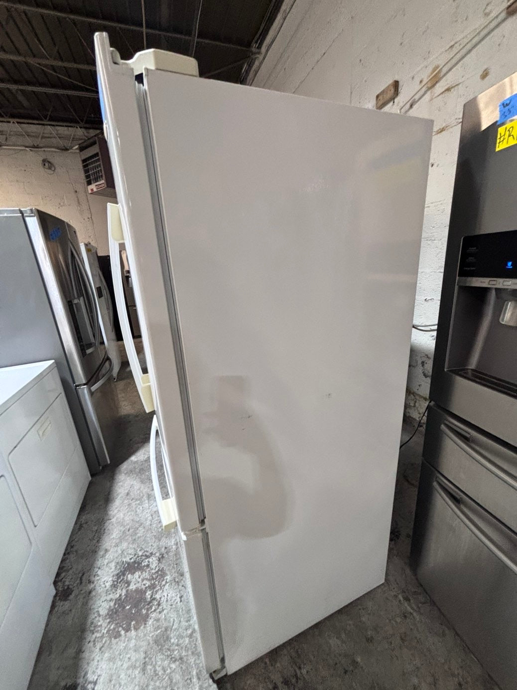 >* special🔥used-Refurbished Whirlpool white 36”w x69h x 29.1/5 depth refrigerator w/ice maker inside 36 “ #FDW4U3B