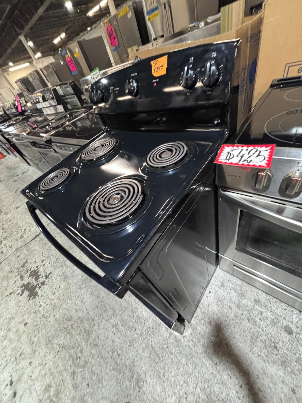 } sale🎈🎈hot point black electric coil top range coil 220v bake /Broil 4 burner used-Refurbished  great condition 30" working 💯 with warranty  #GN4FG4B