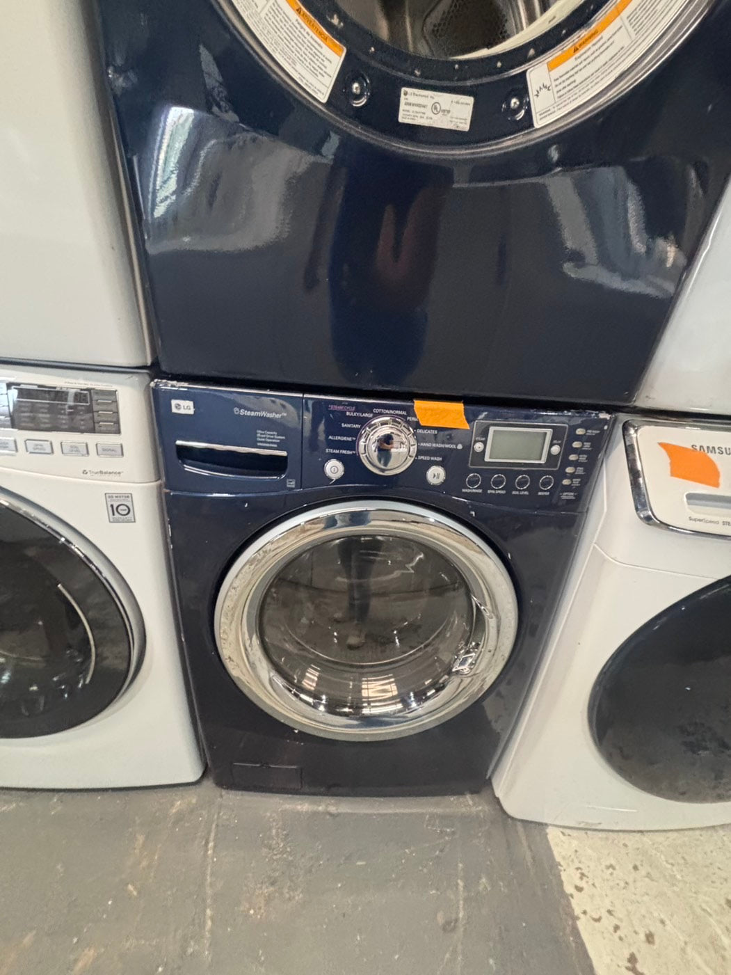 } special🎉LG  washer & dryer set electric 220v front load stackable or side by side - sensor dry , working 💯  with warranty , in navy blue color   #SPO17SET