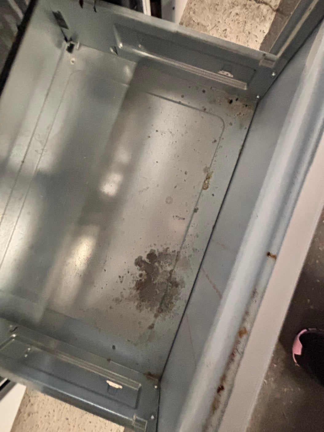 <whirlpool Glass Top electric stove white bake broil 4 burner Self clean 30” white Refurbished #WWE76B