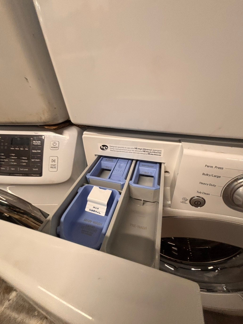 >* special🎉LG washer & dryer set electric 220v front load stackable or side by side - sensor dry in white  #WQ115SET