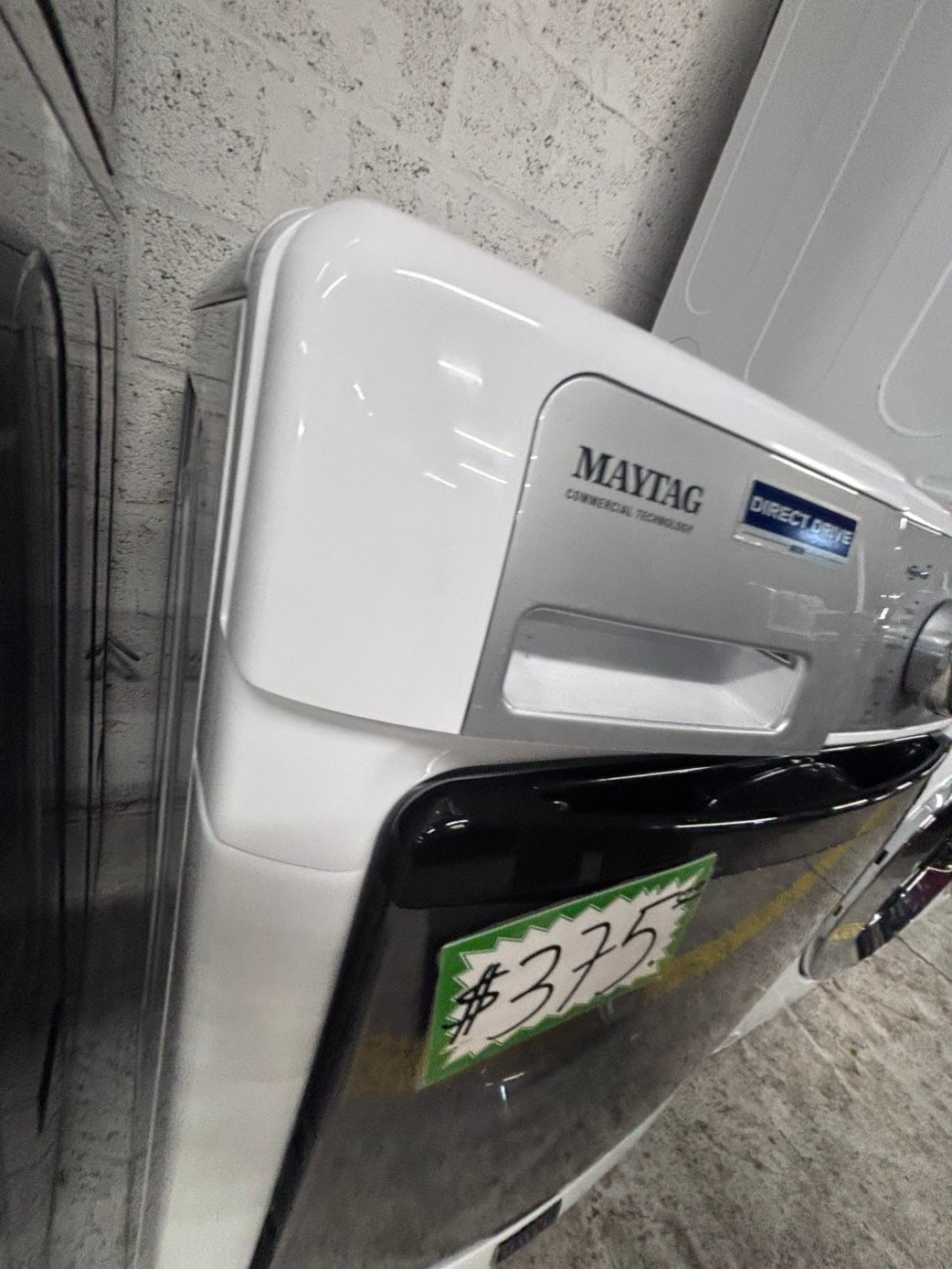 >>maytag white washer 4.5cu. ft. Large capacity, in great condition 27” stackable or side by side  used-refurbished  #FWM7746B