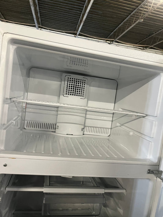 28”Ge top freezer fridge white used-refurbished #RFL89B
