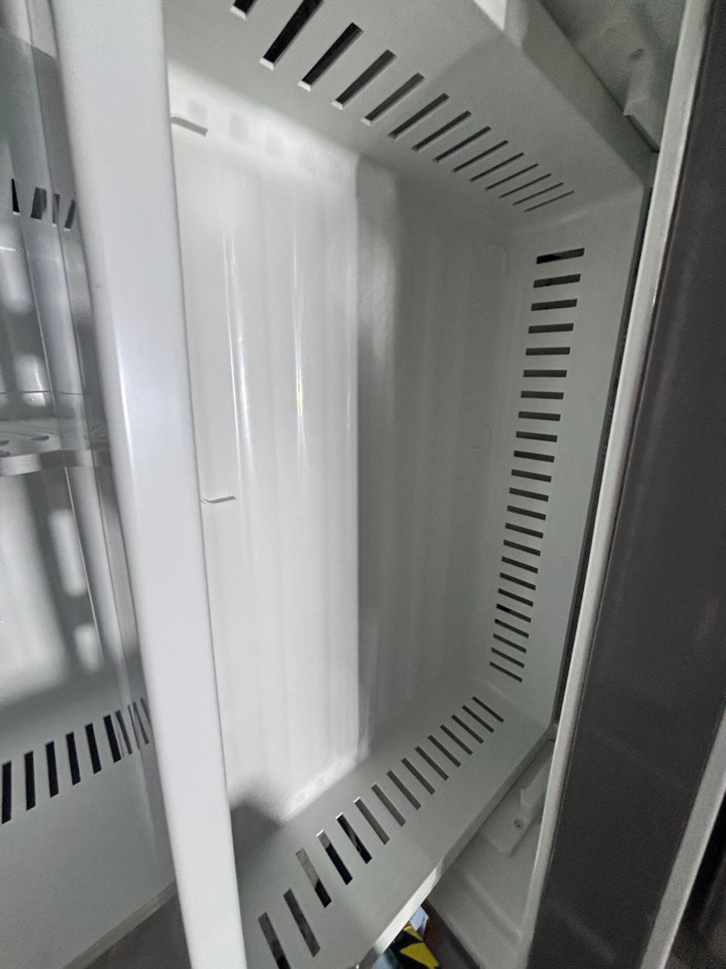 } Kenmore 33” x 68.1/2 h wide doors French door Refrigerator  w/ ice water dispenser inside #FDK33H38B