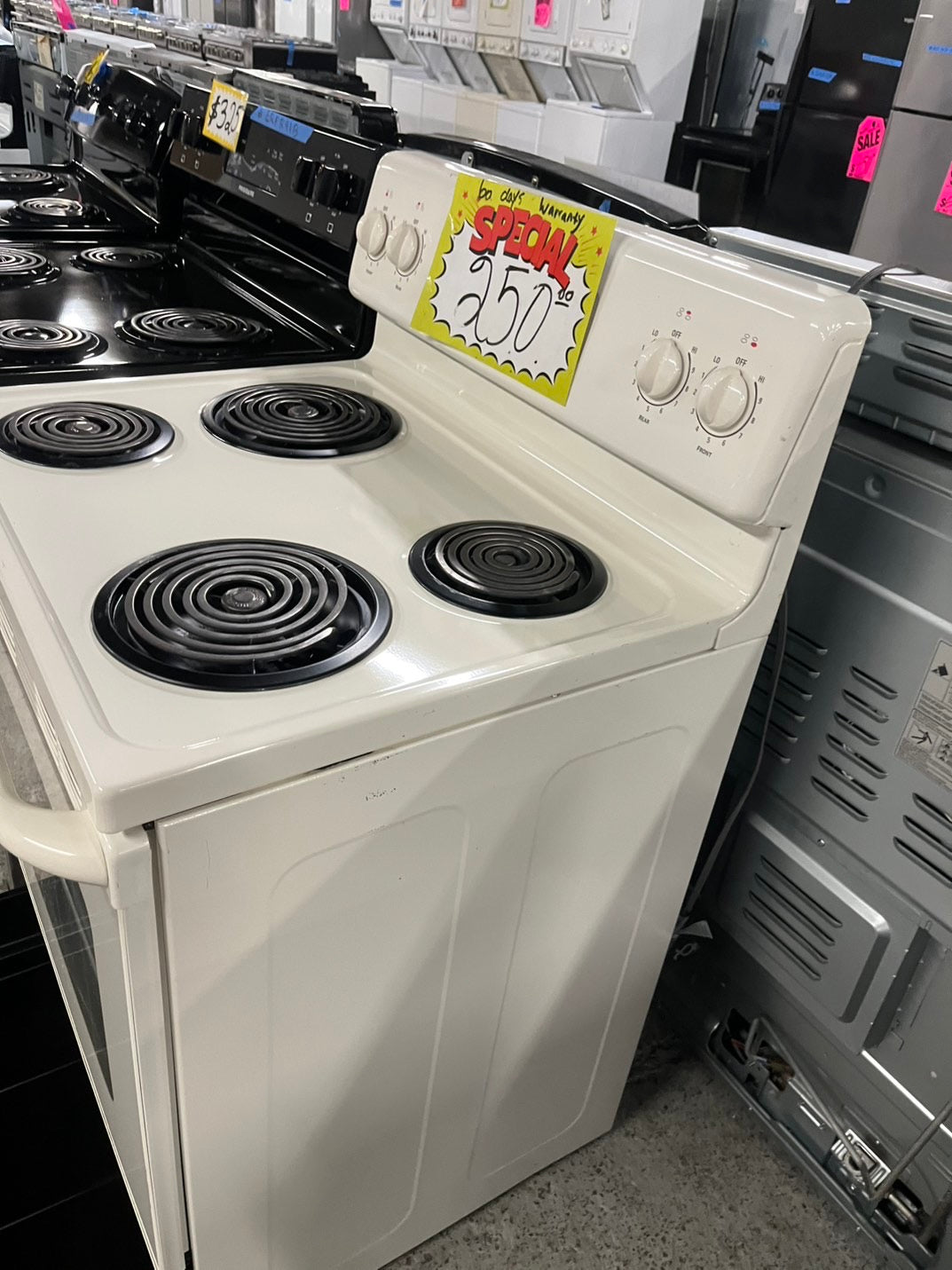 🥳🎉=Ge off white electric coil top electric range coil 220v 4 burner Refurbished in bake Broil self clean 30" #RERC29B