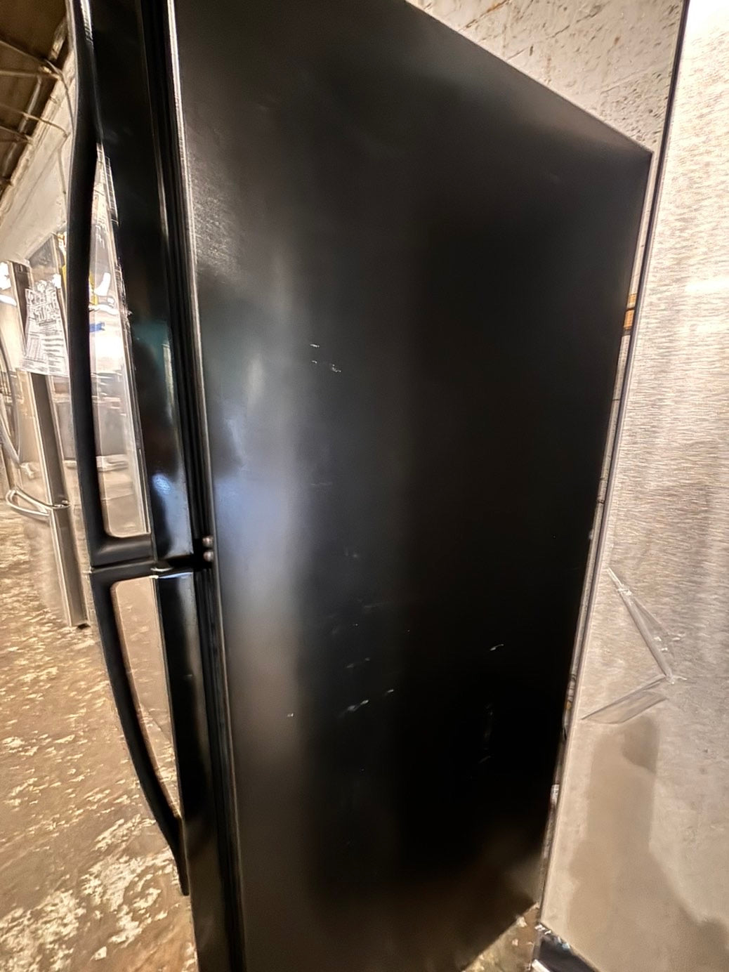 >whirlpool 33” Top freezer fridge   ,black used-refurbished #RW31T2B