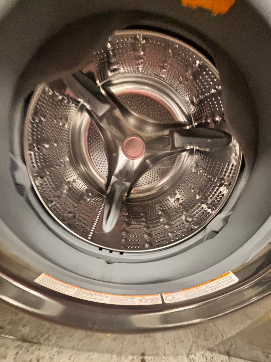 >special 🔥LG GAS  washer large capacity& dryer steam set front load stackable or side by side gray 27” in used-Refurbished #FWP33BSET