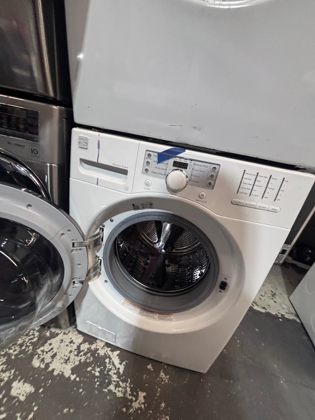 >*early July 4th special 🇺🇸kenmore washer & dryer set electric 220v front load stackable or side by side - sensor dry in white  color #GW1S2BSET