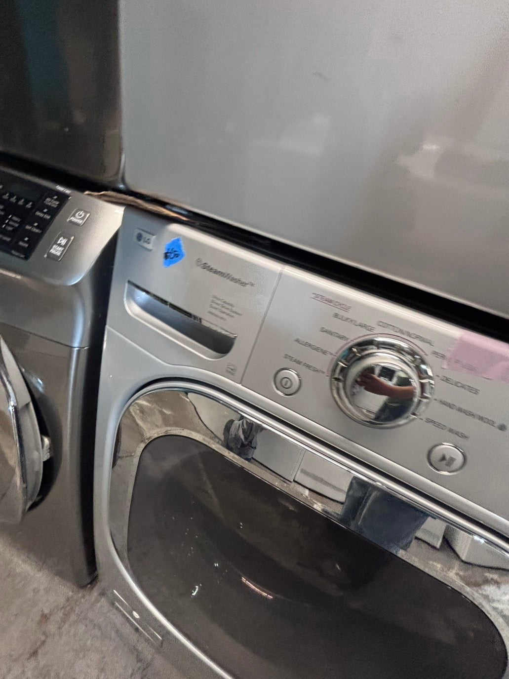 >*LG GAS  washer large capacity& dryer steam set front load stackable or side by side gray 27” in used-Refurbished #SFLG9B6ET