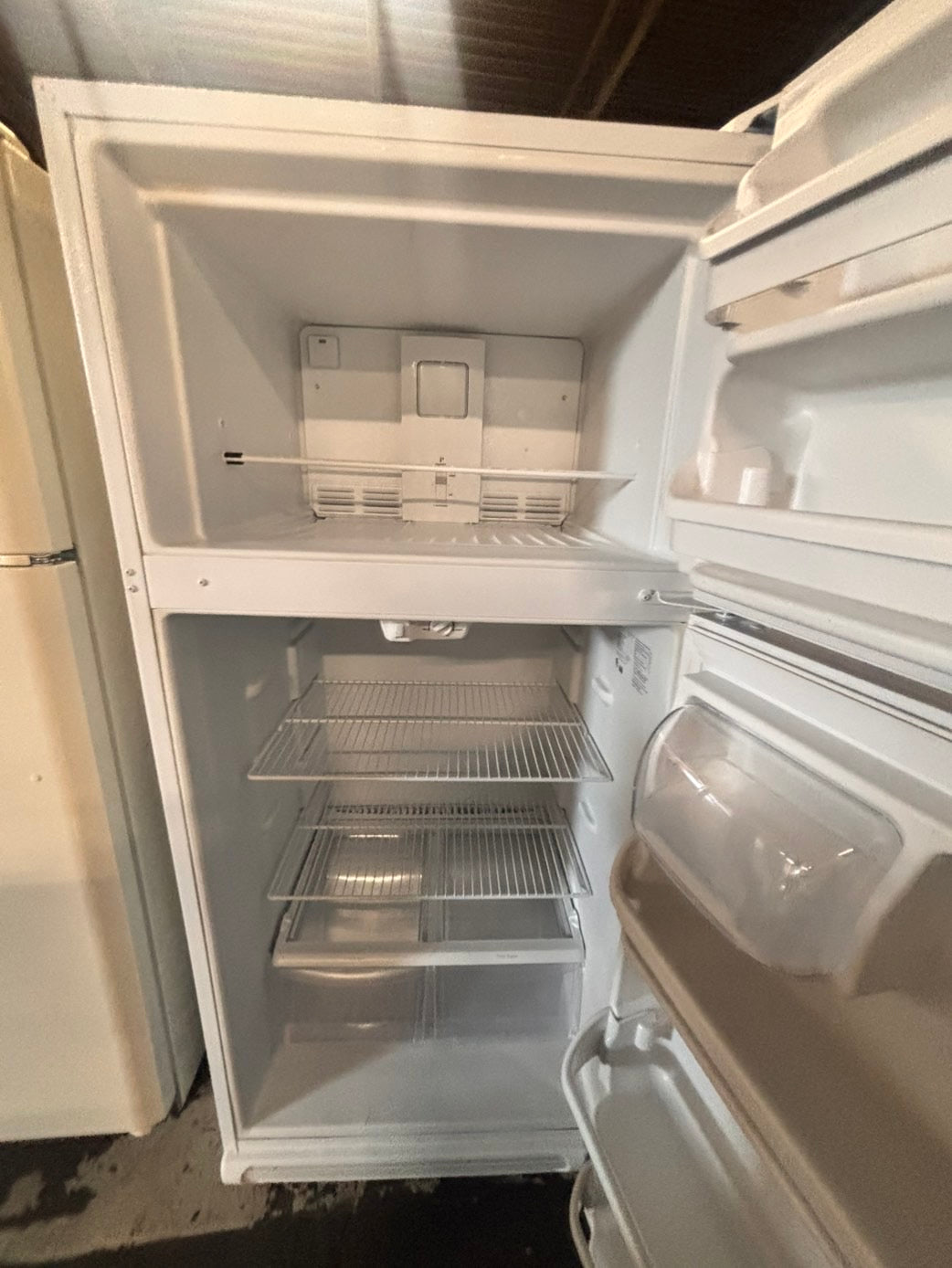 >sale🎈Kenmore 30”18cu.ft -top freezer refrigerator white color              -used refurbished 30” #GRWF56B